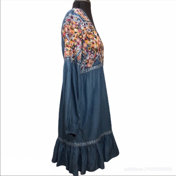 Boston Proper Gorgeous Beaded Chambray Dress 0 - Picture 5 of 16